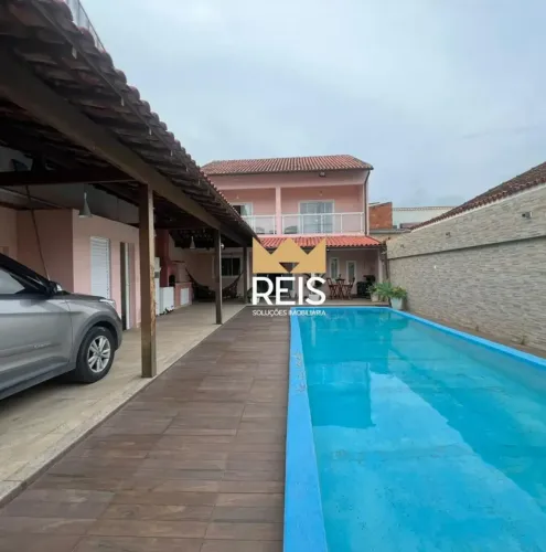 Casa com Piscina em Condomínio Fechado  Estrada das Agulhas Negras