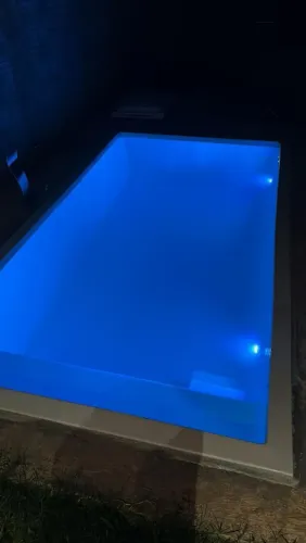 Piscina 4x2 com hidro