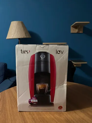 Cafeteira 3 corações Lov cor preta 220V