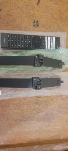Pé TV SempToshiba (+controle)