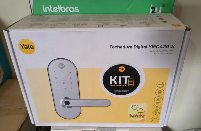 Kit Fechadura Digital Externa + Hub Wi-Fi YALE