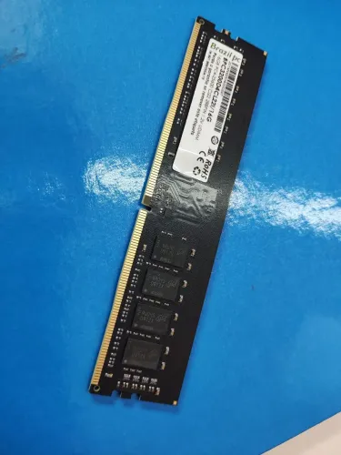 Estou vendendo memória ram ddr4 16 gigas nova para computador