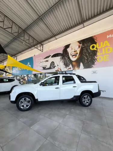 Renault Duster Oroch Intense 1.6 Flex 16V Mec. 2023