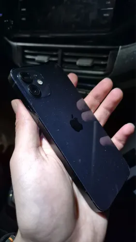 iPhone 12