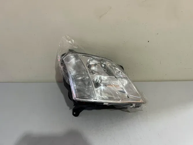 Farol direito Meriva 2003/2004/2005/2006/2007/2008/2009/2010/2011/2012