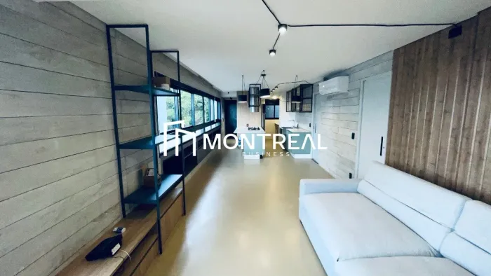 APARTAMENTO À VENDA EM PINHEIROS, 2 DORMITÓRIOS, 1 SUÍTE. 1 VAGA DE GARAGEM.