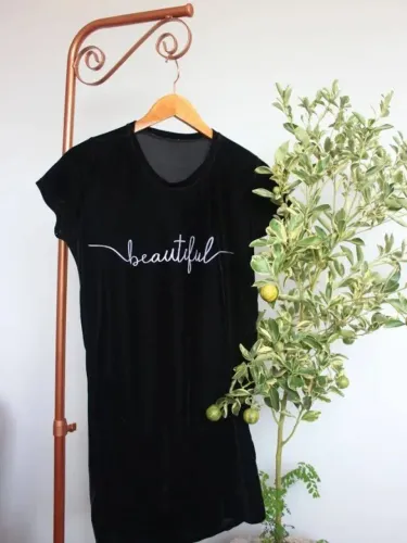 Vestido de veludo preto