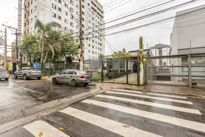 Casa comercial na Rua Chico de Paula, 224 463 m²