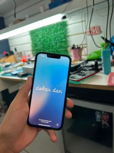 IPHONE13