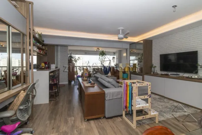 APARTAMENTO VILA ROMANA 3 DORMITÓRIOS 3 VAGAS