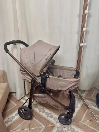 Vendo carrinho de bebê Galzerano
