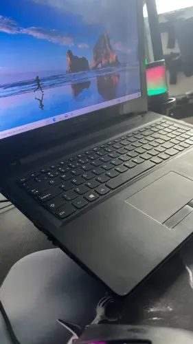 Notebook Lenovo Core i3 5 Geracao 1000GB super rápido Tela 15.6 (Carregador original 135W)