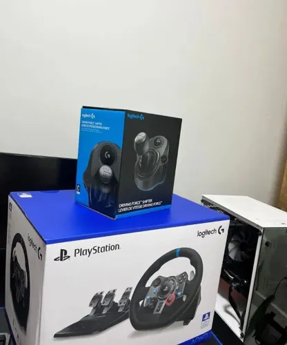 Volante G29+Cambio Logitech Novo 