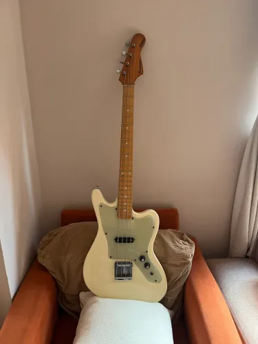 Baixo Giannini Sonic 1960?s