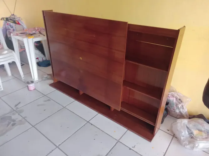 Rack com painel deslizante