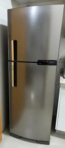 OPORTUNIDADE: Geladeira Electrolux 375 litros