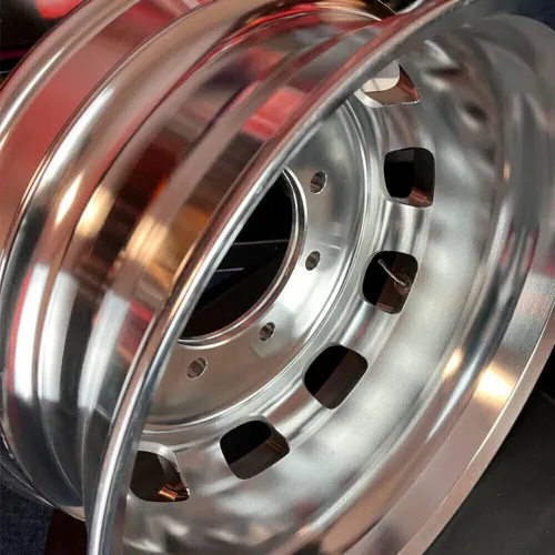 Roda de Alumínio 22,5 x 8,25 GT1 VW Constellation (8 furos) - Italspeed