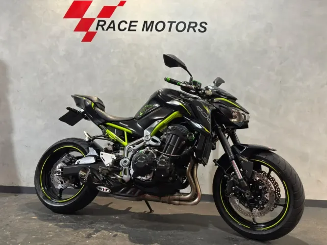 KAWASAKI Z900 PRETO 2020