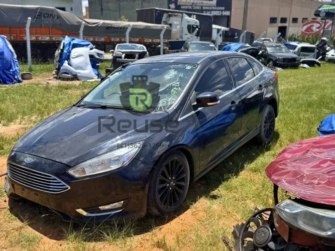 Ford Focus Fastback Titanium Powershift 2.0 16v Duratec GFI 2016 2017 Retirada de Peças