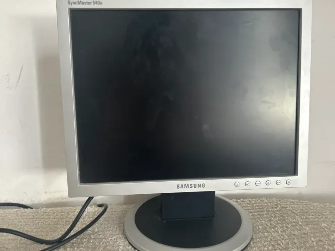 Monitores Samsung para conserto ou peças