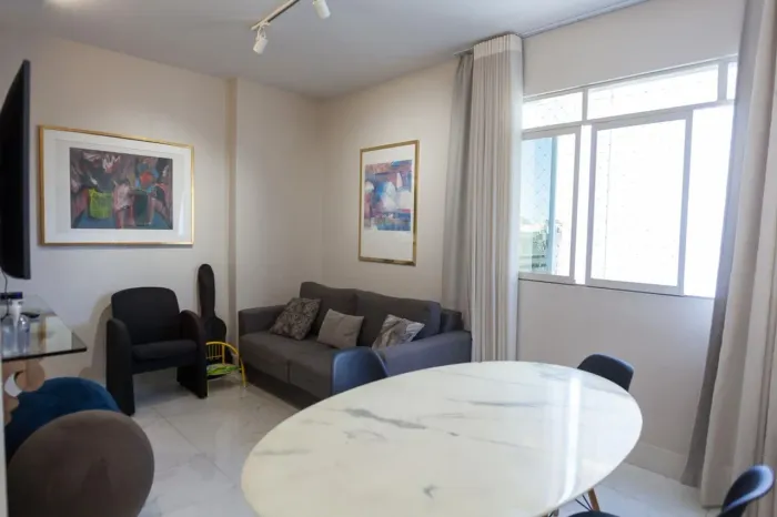 Apartamento à Venda - Sion, 2 Quartos, 69 m2