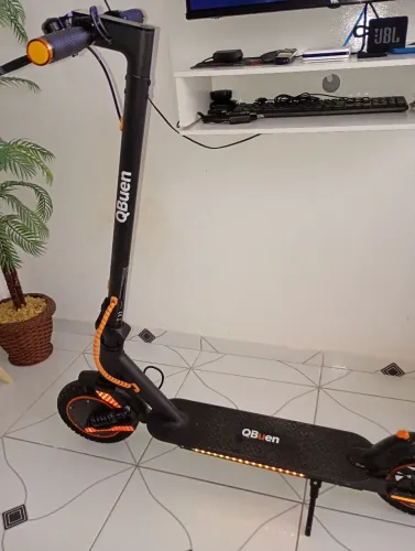 1 Patinete Eletricista
