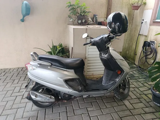 Suzuki Burgman 2008