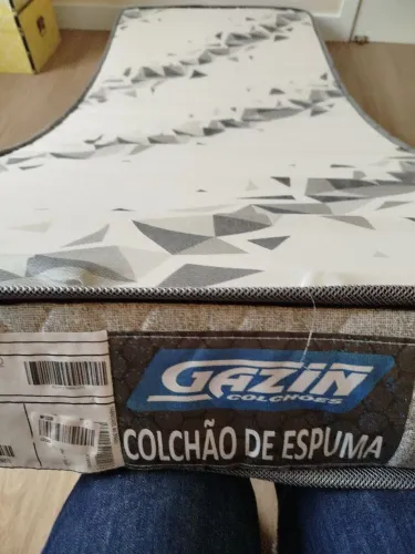 Colchão solteiro Gazin