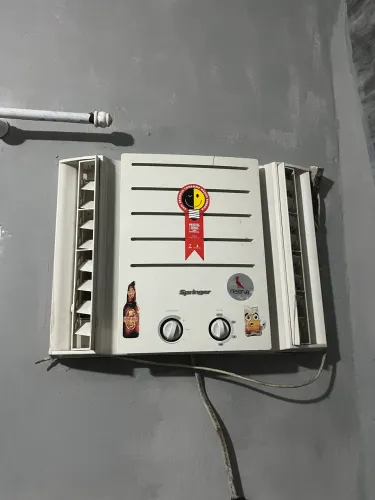 Ar-condicionado de Janela Springer - Para Conserto ou Peças