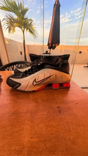 Tênis Nike shox 41