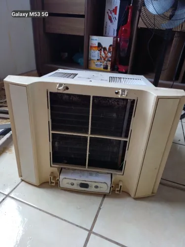 Ar condicionado 