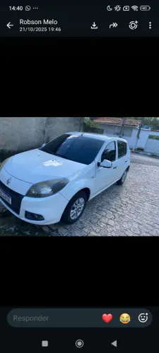 Sandero carro