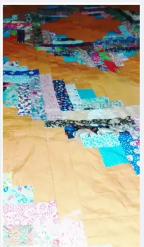 Colcha artesanal de retalhos - única!