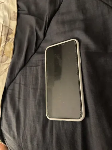 IPhone 11 Promax - Usado
