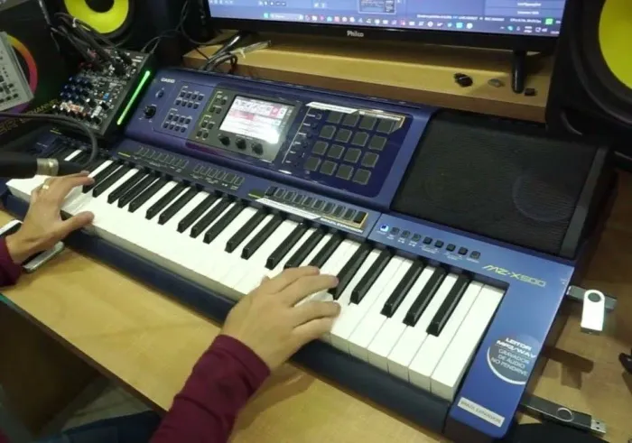 SUPER TECLADO ? MZX 500