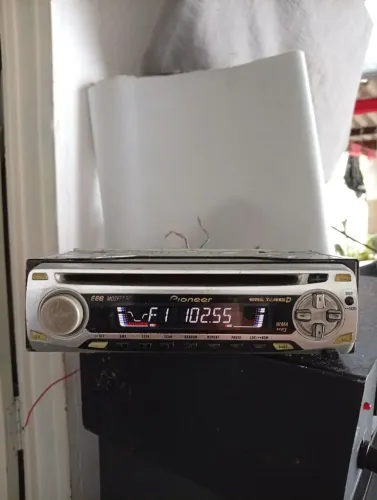Toca CD Pioneer DEH-2780