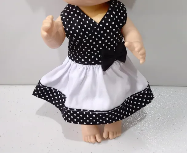 Roupas Baby alive e similares ate 30 cm artesanal feito a mão. 
