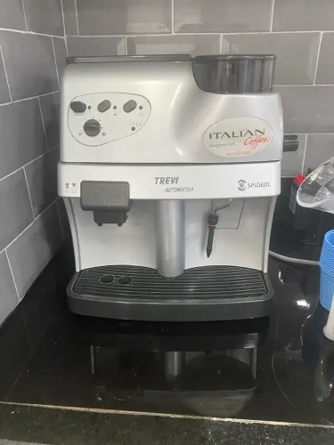 Máquina de Café Expresso Saeco