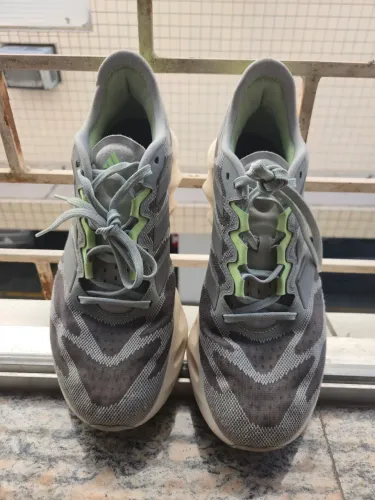 Tenis para corrida Adidas Switch FWD tamanho 42