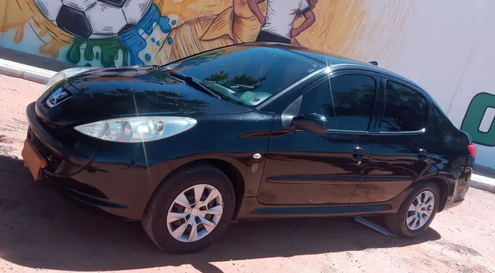 Peugeot 207 Sed. Passion XR Sport 1.4 Flex 8V 4P 2013