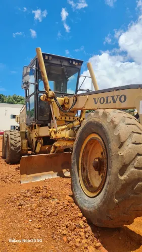 Motoniveladora volvo 720A,ano  1998