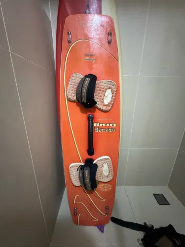 Prancha kitesurf bidirecional