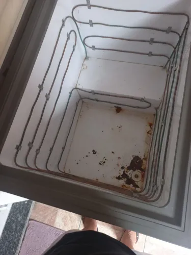 Freezer  cônsul  tripolar  horizontal  305 litros 
