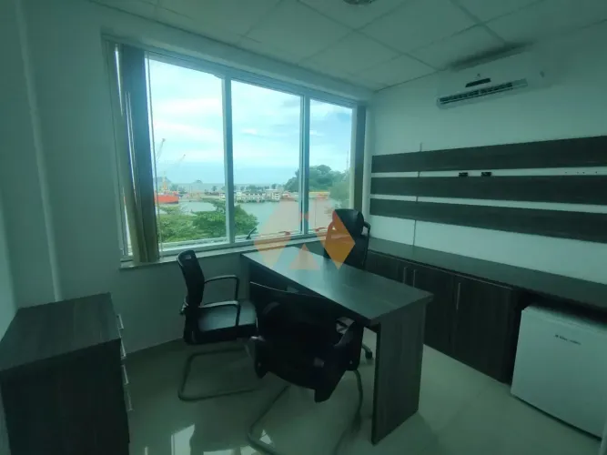 Mobiliado!! Imbetiba (Petro Office) - Sala com recepção e Vista Mar!!!