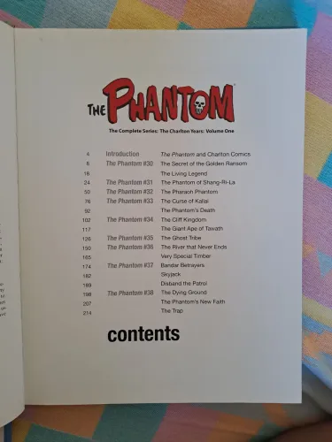 Quadrinhos The Phanton - the complete series em 2 volumes em inglês.