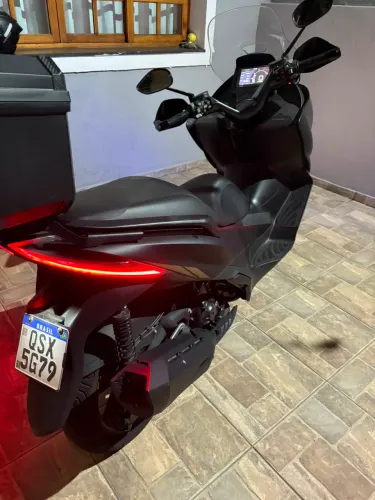 Scooter Zontes 350E 2026 unico dono 6 mil kms pra HOJE