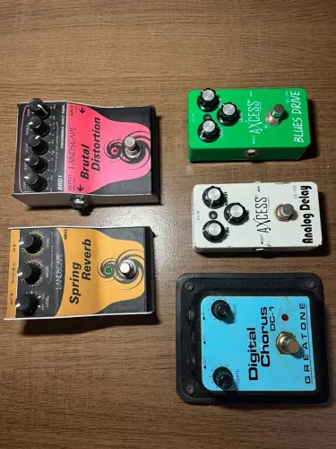 Pedais de guitarra
