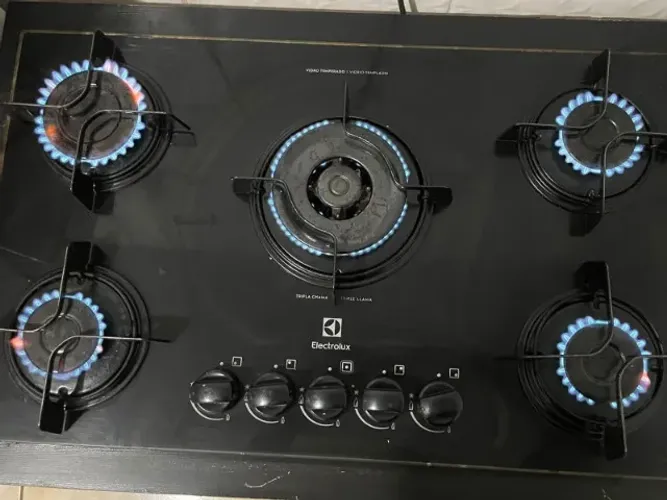 Fogão cooktop com bancada