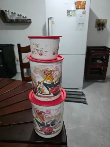 Vendo panelas e utensílios domésticos