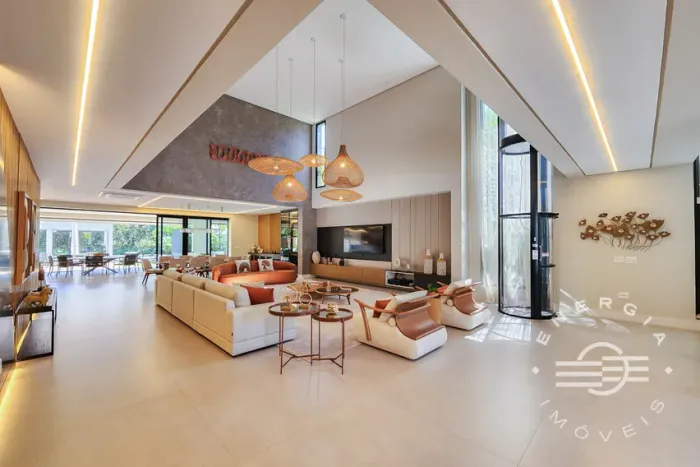 CASA COM 8 DORMITÓRIOS (8 SUÍTES), 9 VAGAS, 640M² ÁREA CONSTRUÍDA À VENDA EM RIVIERA DE SÃ